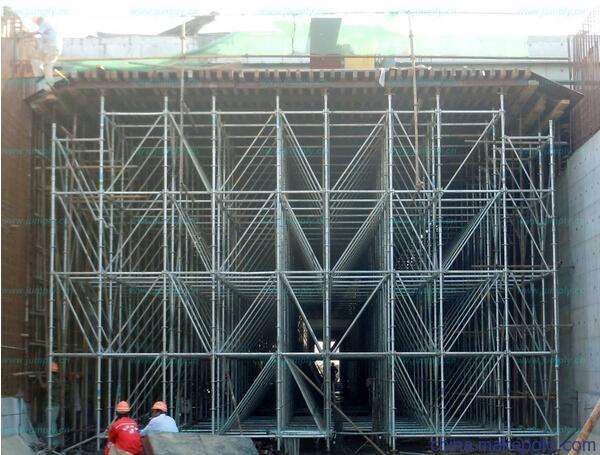 內(nèi)蒙古盤扣式腳手架租賃(圖1) 內(nèi)蒙古盤扣式腳手架租賃(圖1)